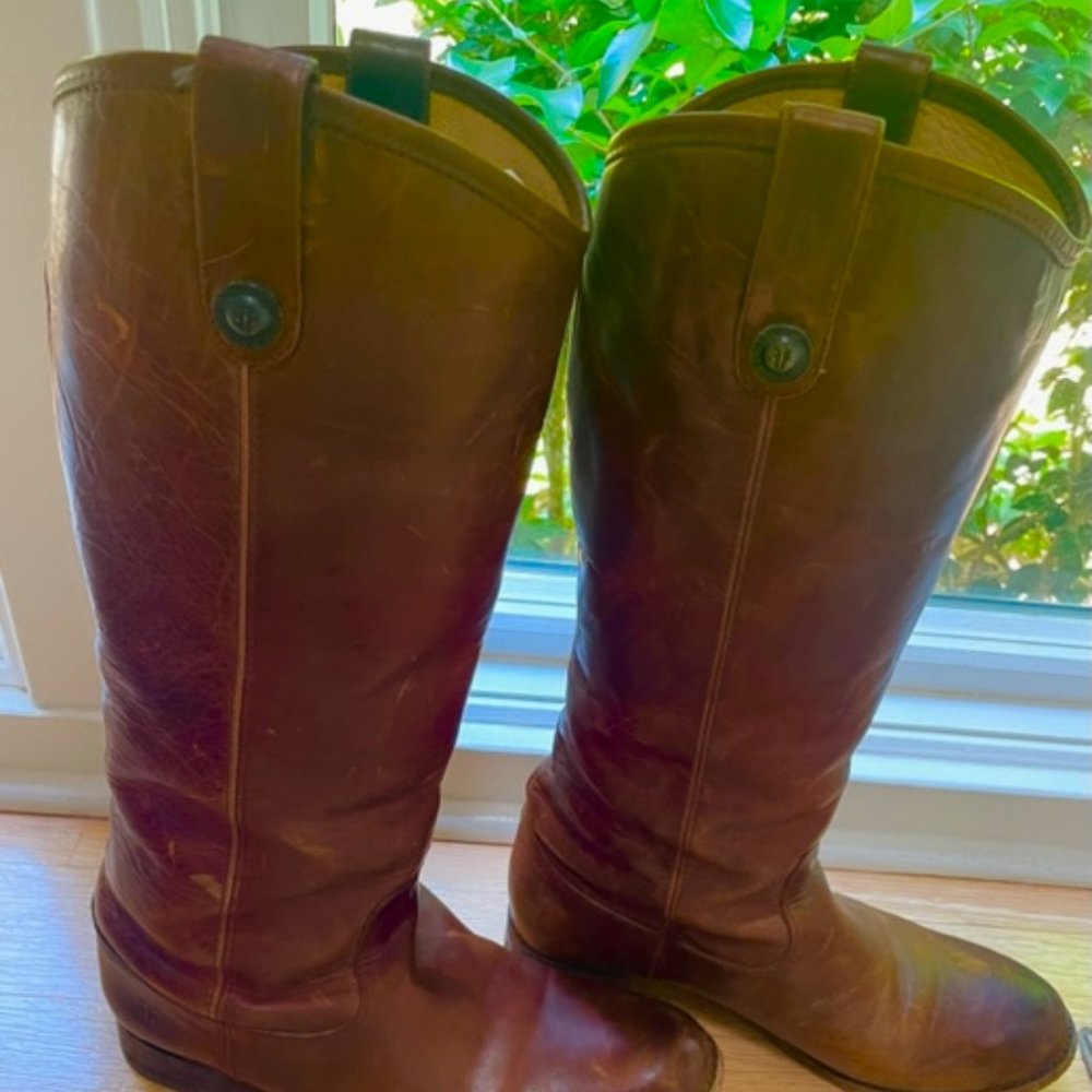 Women's Frye Boots Size 9